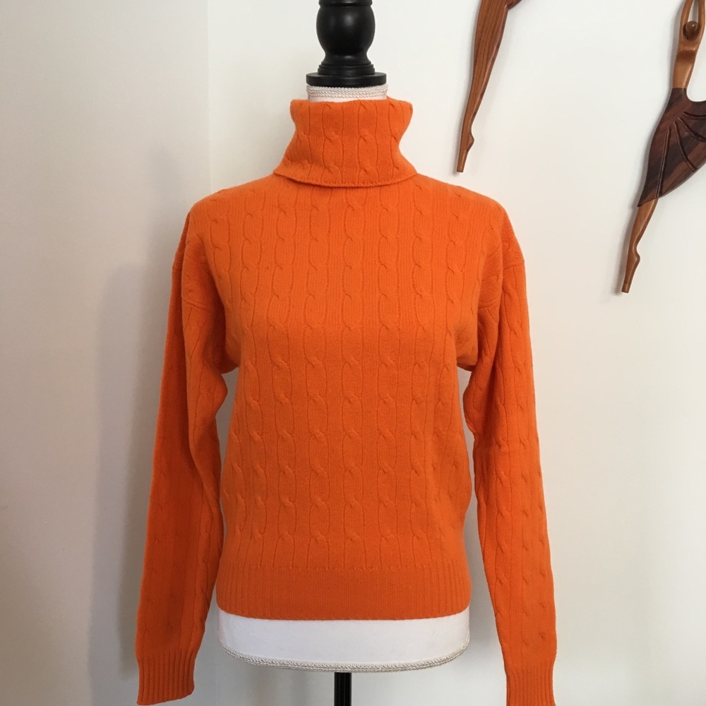 🦋 Ralph Lauren Purple Label Turtle Neck